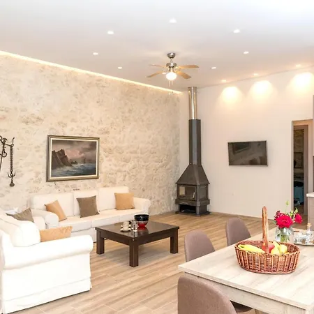 Apartman Modern With Mountain View In 80 M² Fireplace *