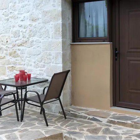 Apartman Modern With Mountain View In 80 M² Fireplace