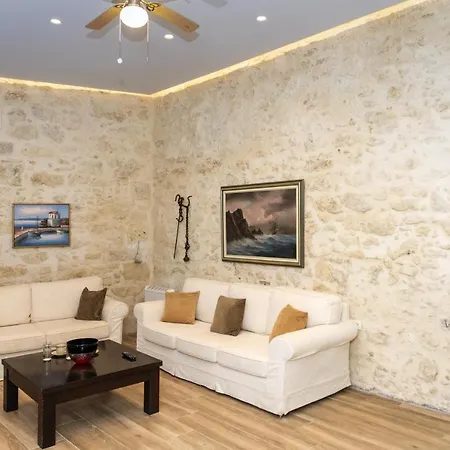 Modern With Mountain View In 80 M² Fireplace *